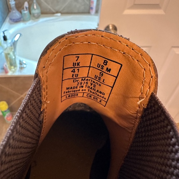 Dr. Martens 2976 Chelsea boot Crazy Horse US Mens 8 - Picture 9 of 10